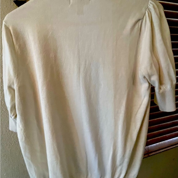 Cream size medium dress barn sweater - Picture 2 of 2